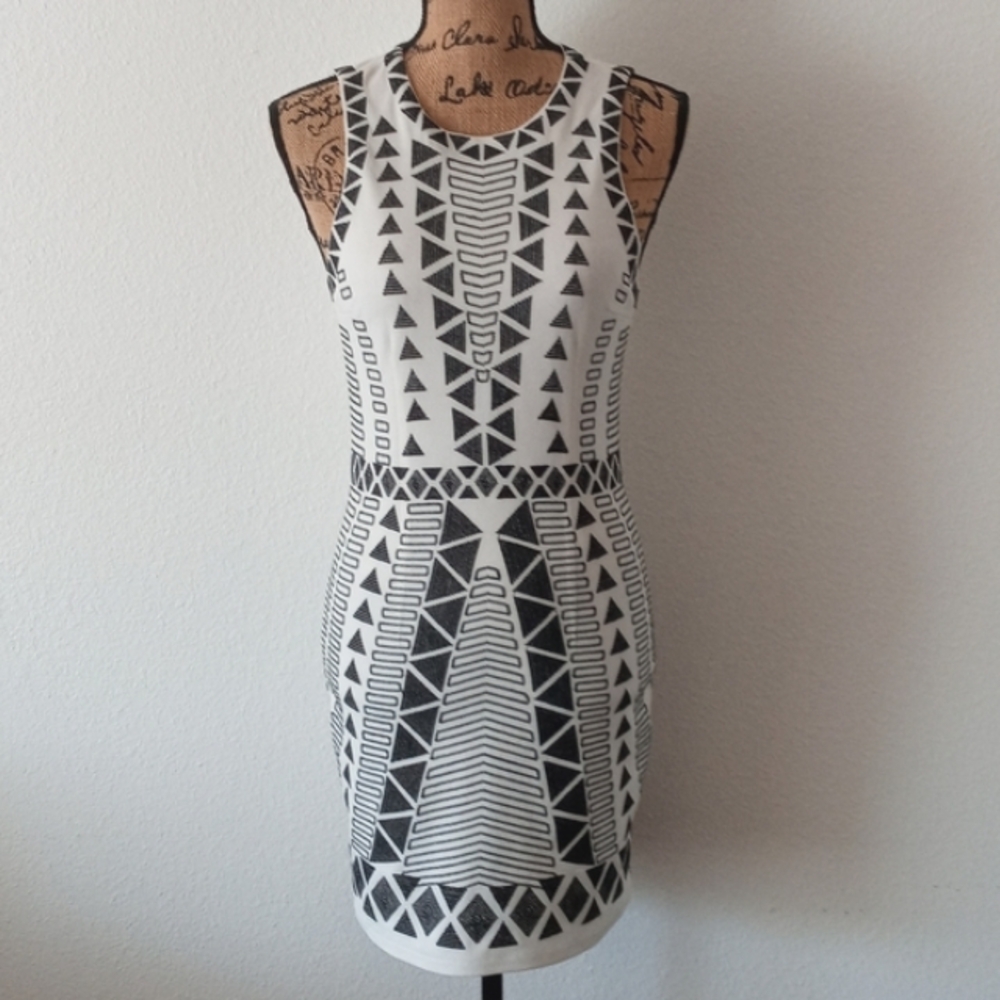 Vici Aztec Geometric Print Sleeveless Mini Dress Size S